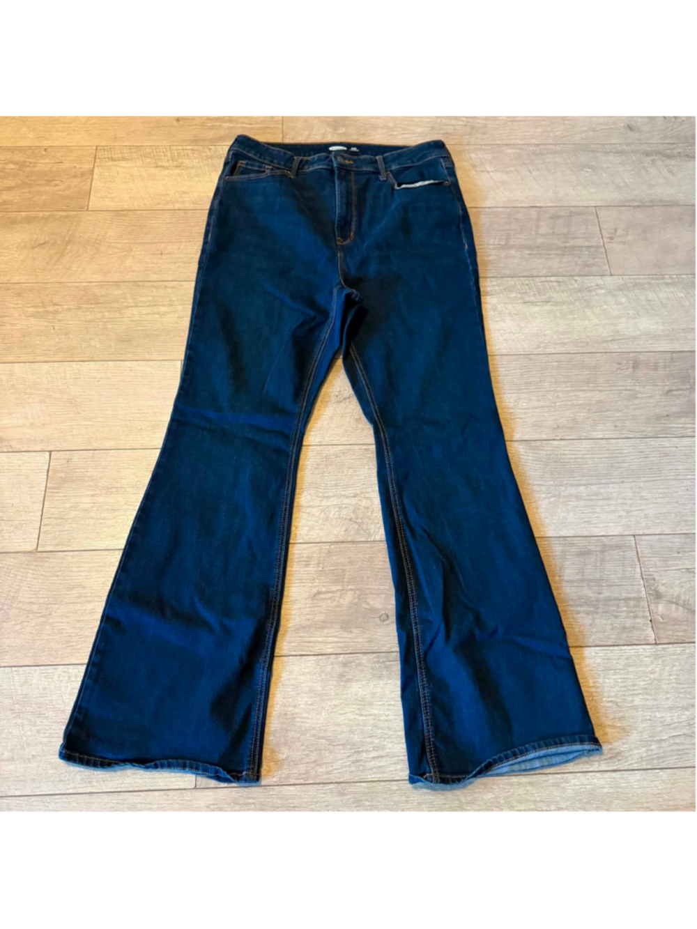 Women's Old Navy Flare Extra High Rise Jeans Size 16 Blue